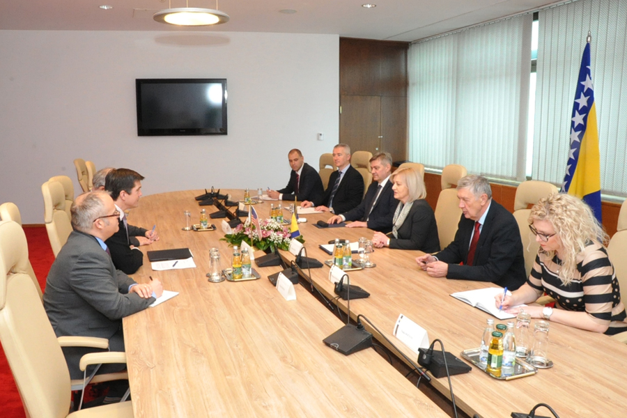 Članovi Kolegija Zastupničkog doma razgovarali sa veleposlanikom SAD u BiH